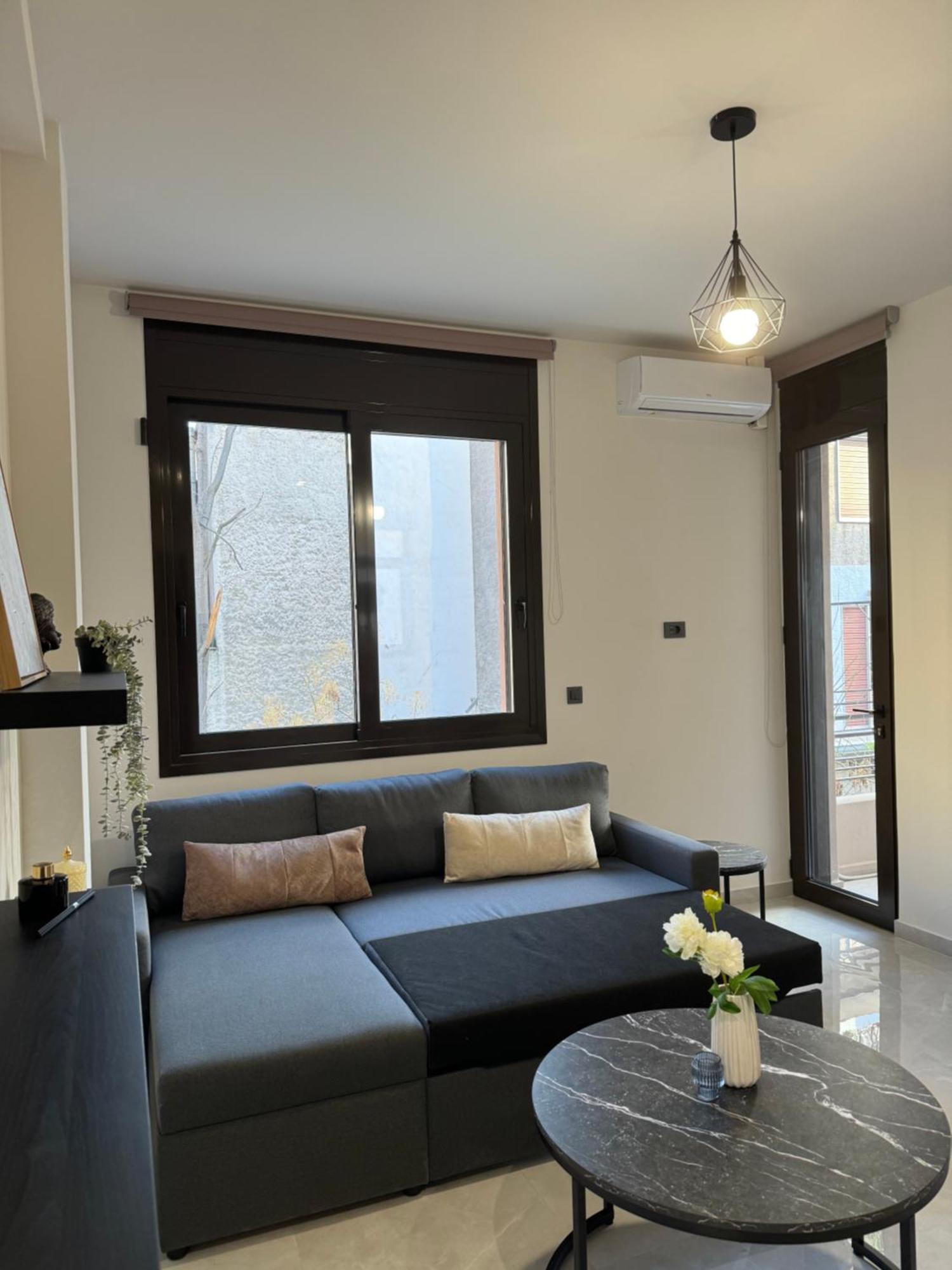 Spacious Apartment Near Monastiraki By Kozy Koala Athens Luaran gambar