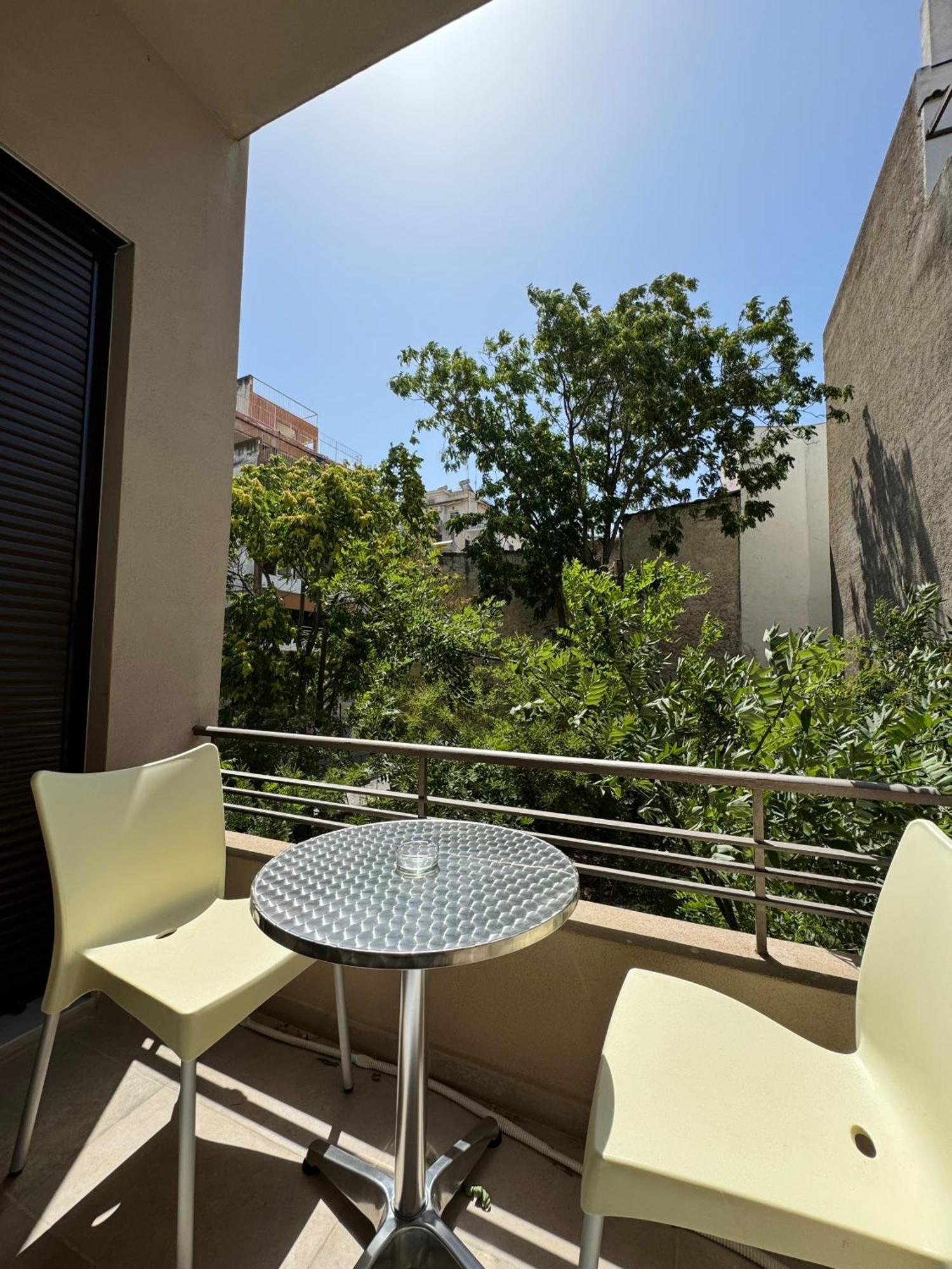 Spacious Apartment Near Monastiraki By Kozy Koala Athens Luaran gambar