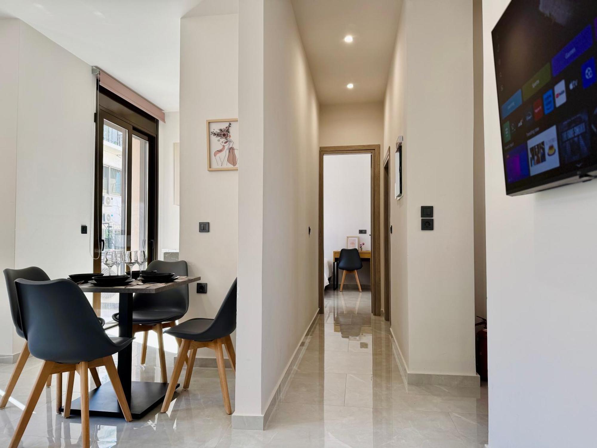 Spacious Apartment Near Monastiraki By Kozy Koala Athens Luaran gambar
