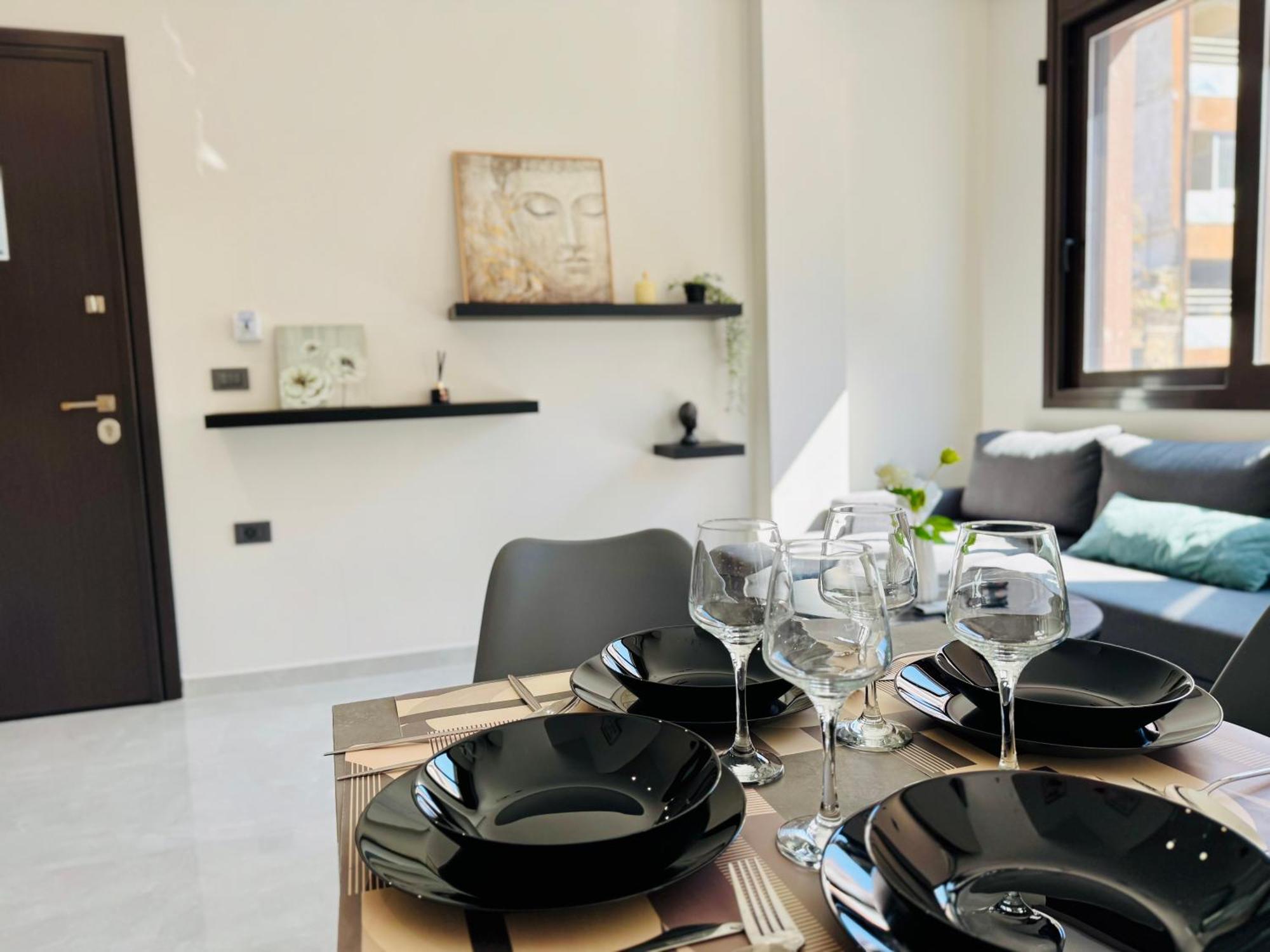 Spacious Apartment Near Monastiraki By Kozy Koala Athens Luaran gambar